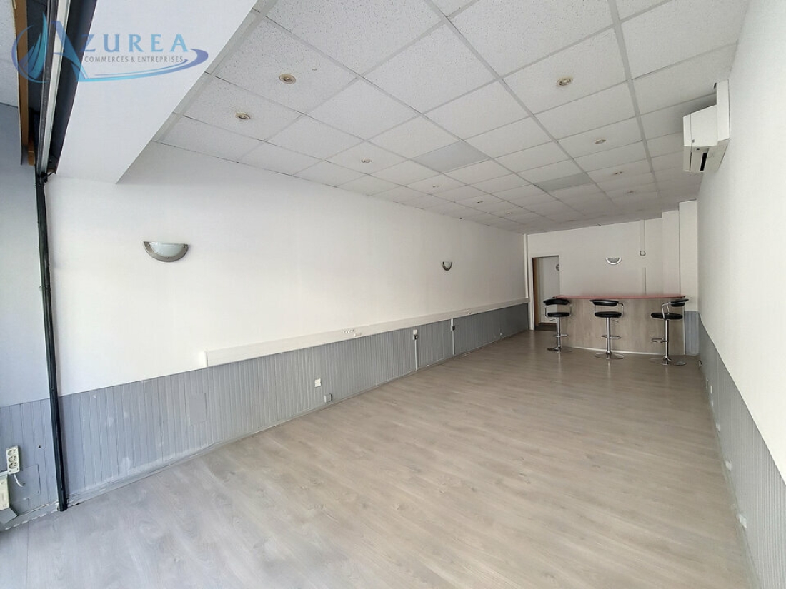 Photo 3 – location Locaux commerciaux	 (06100)