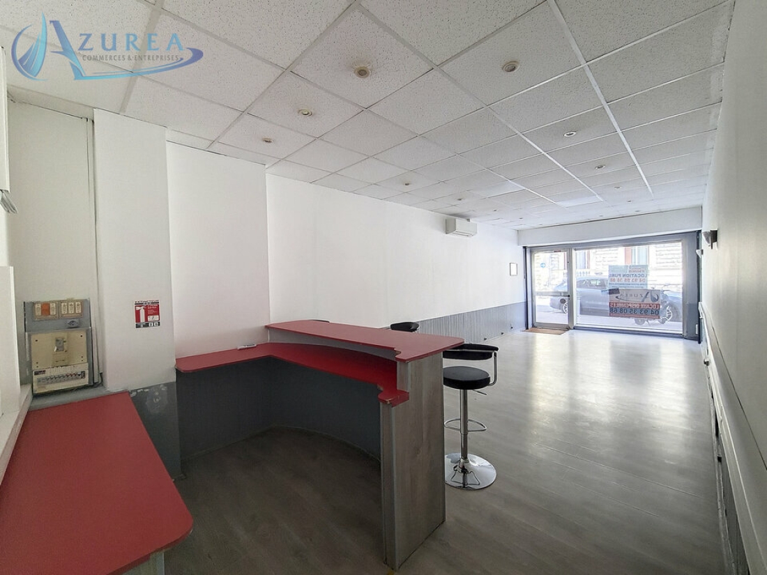 Photo 2 – location Locaux commerciaux	 (06100)