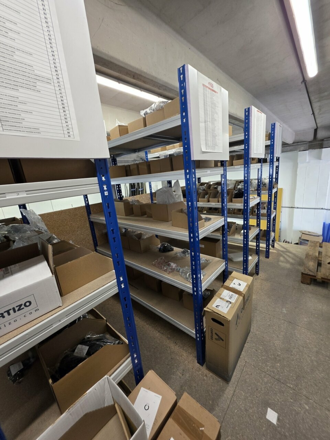 Photo 4 – location Entrepôts / activités	SAINT LAURENT DU VAR (06700)