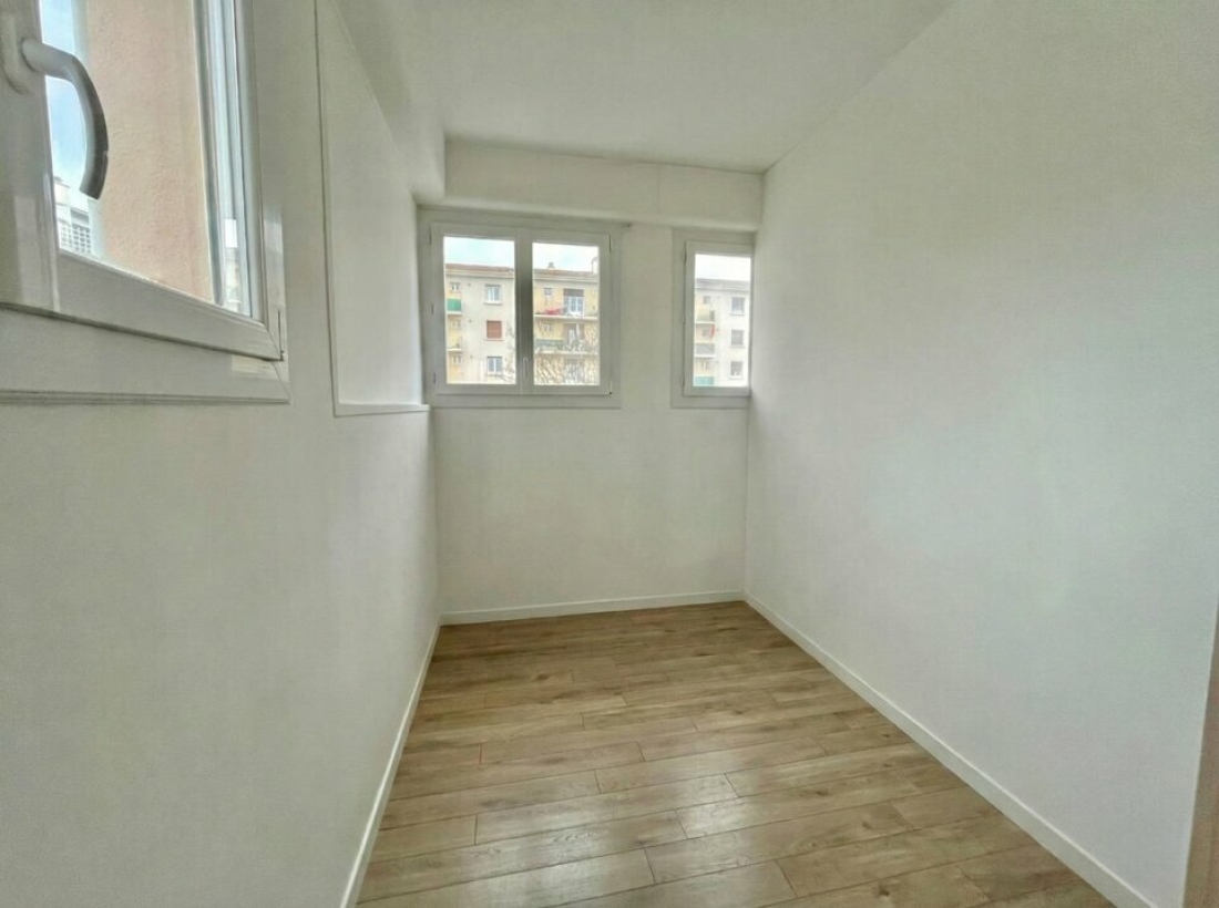 Photo 3 – vente bureaux	DRAGUIGNAN (83300)