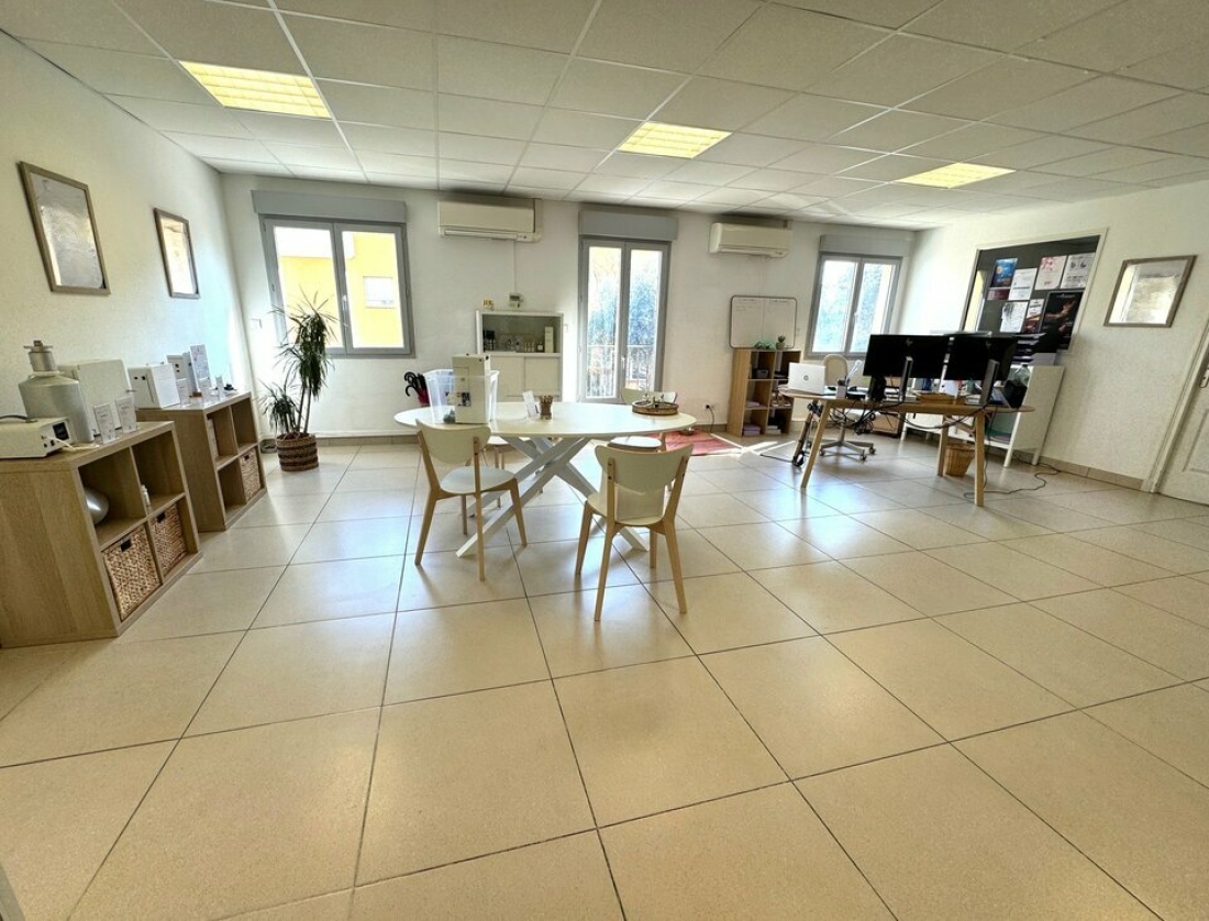 Photo 6 – location bureaux	GRASSE (06130)