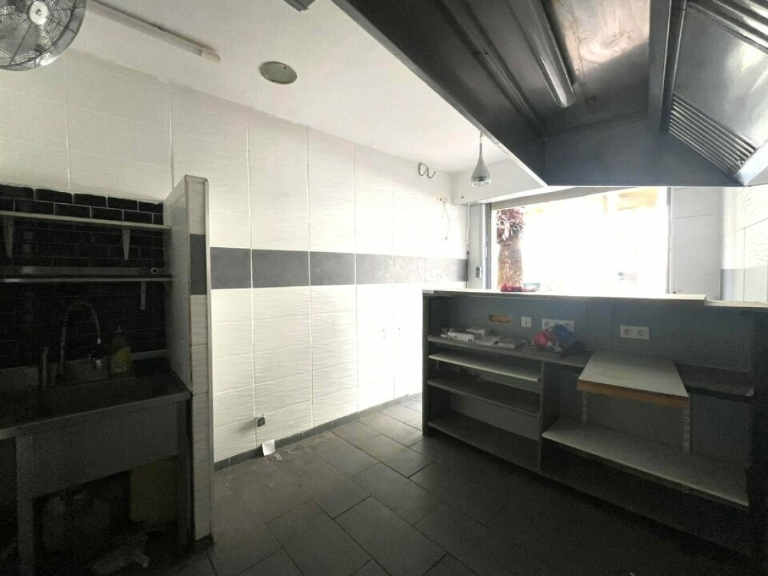 Photo 3 – location Locaux commerciaux	JUAN LES PINS (06160)