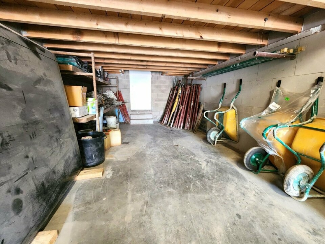 Photo 3 – vente Entrepôts / activités	LE MUY (83490)