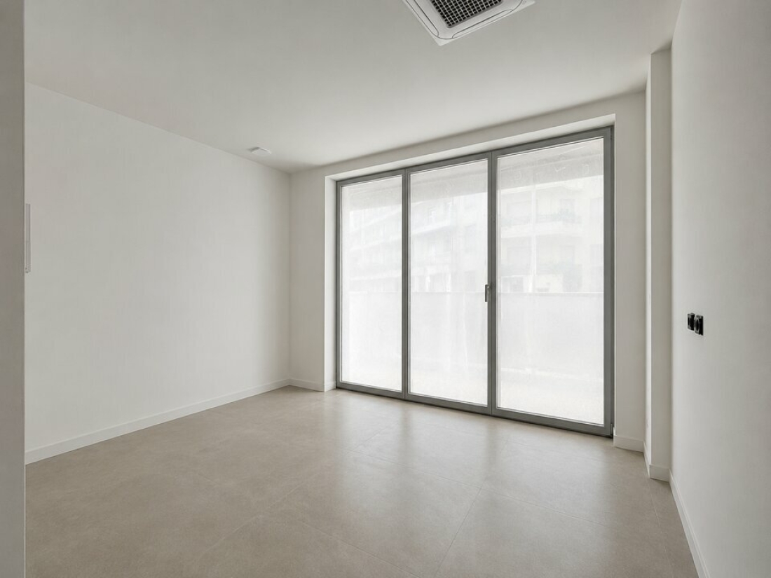 Photo 2 – vente Locaux commerciaux	ANTIBES (06600)