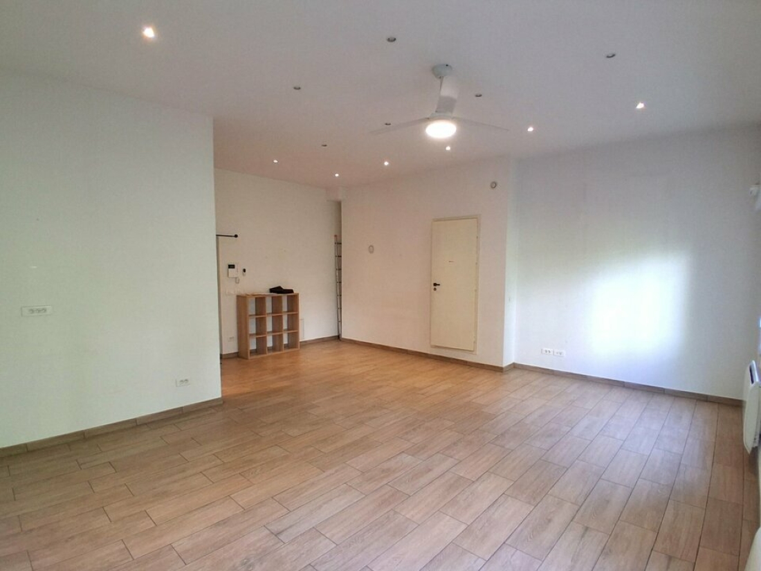 Photo 3 – location bureaux	ANTIBES (06600)