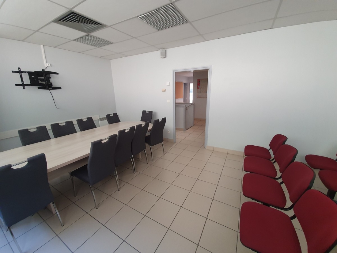 Photo 2 – location Entrepôts / activités	NICE (06200)