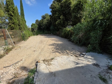 Photo 1 – location Terrains	CASTAGNIERS (06670)