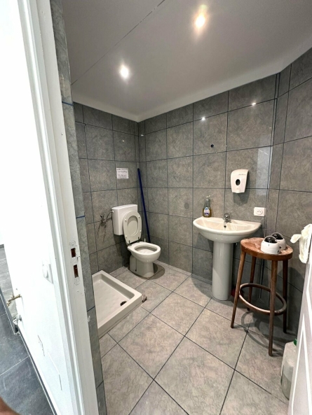 Photo 3 – vente Locaux commerciaux	BEAUSOLEIL (06240)