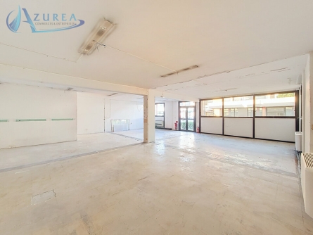 Photo 2 – location Locaux commerciaux	SAINT LAURENT DU VAR (06700)