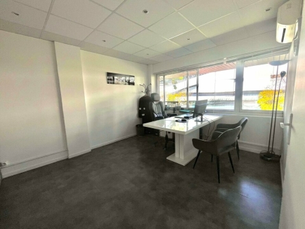 Photo 3 – location bureaux	SAINT LAURENT DU VAR (06700)