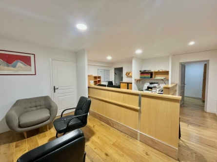 Photo 4 – vente bureaux	SAINT LAURENT DU VAR (06700)