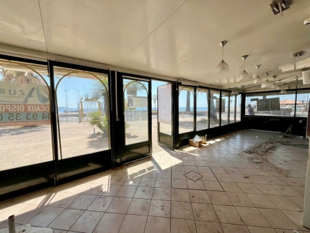 Photo 2 – location Locaux commerciaux	FREJUS (83600)