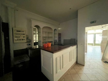 Photo 6 – location Locaux commerciaux	FREJUS (83600)