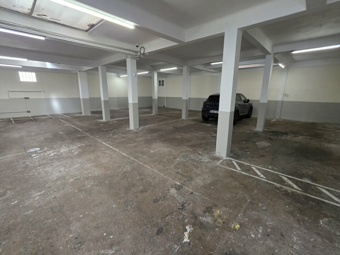 Photo 1 – location Locaux commerciaux	NICE (06300)