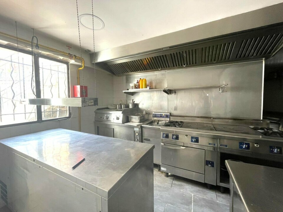 Photo 6 – vente Locaux commerciaux	VALLAURIS (06220)