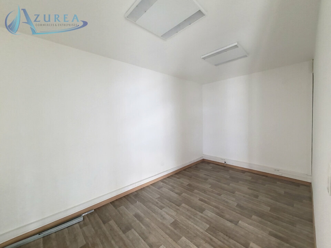 Photo 6 – location Locaux commerciaux	CAGNES SUR MER (06800)
