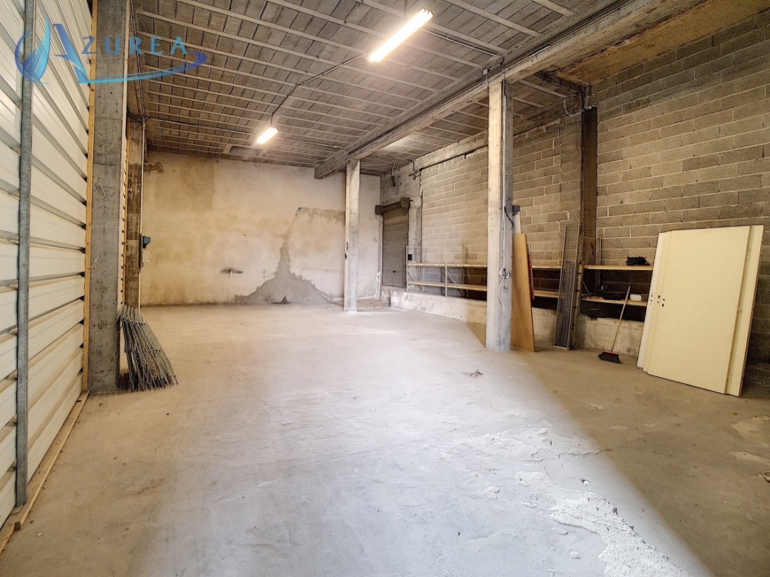 Photo 2 – location Entrepôts / activités	LA GAUDE (06610)
