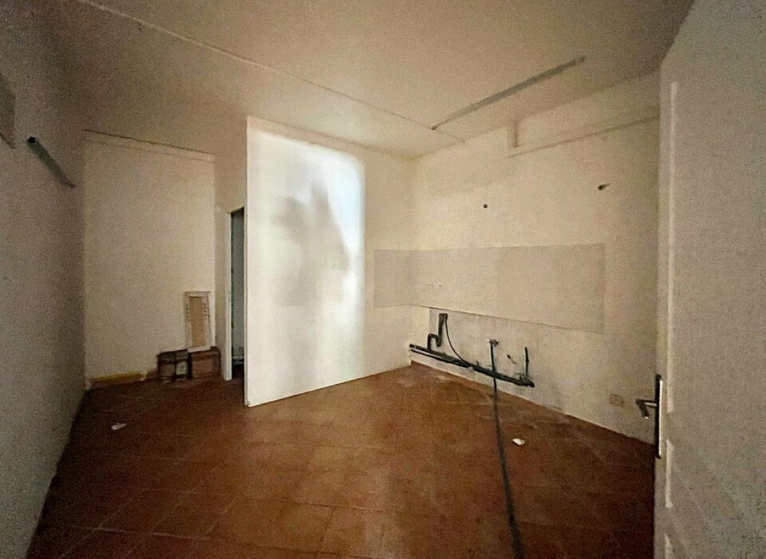 Photo 9 – location Entrepôts / activités	DRAGUIGNAN (83300)