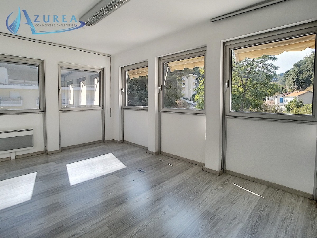 Photo 1 – location bureaux	Nice (06200)