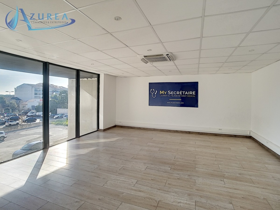 Photo 3 – location bureaux	CANNES LA BOCCA (06150)