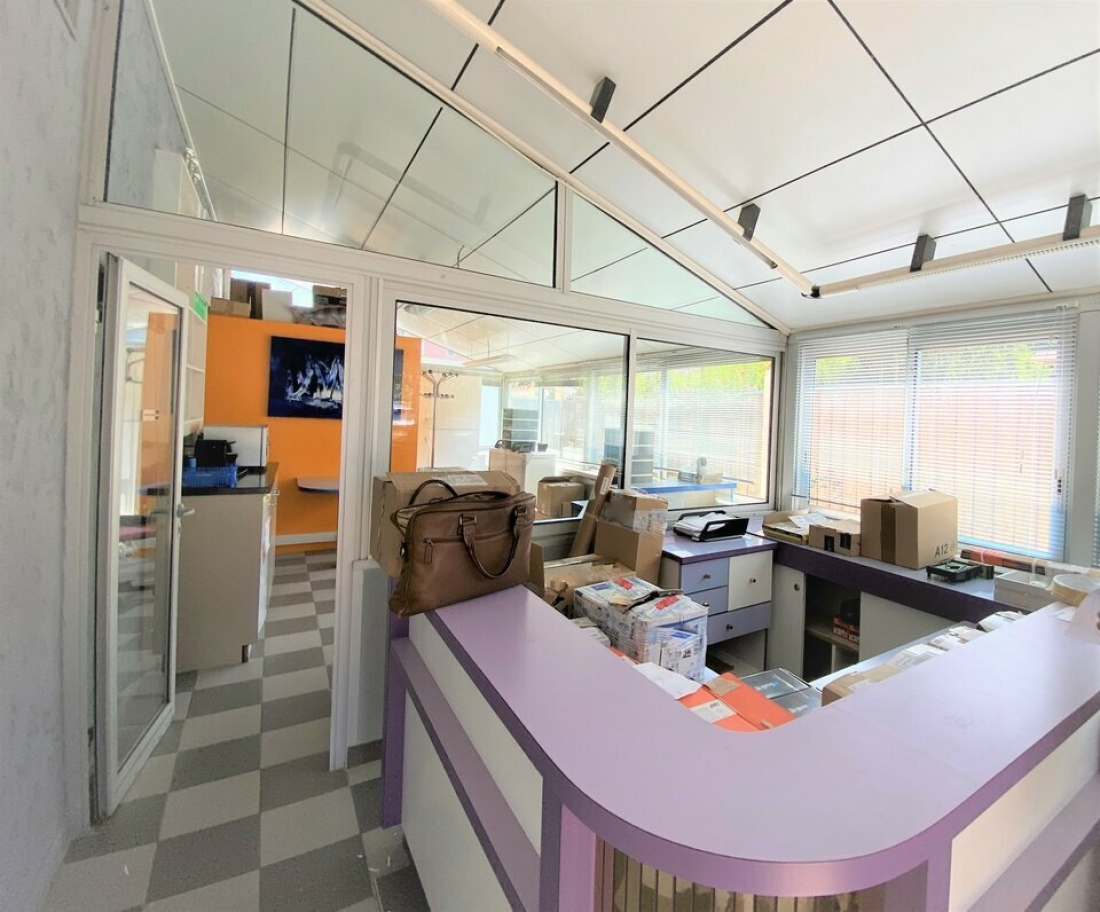 Photo 2 – location bureaux	CAGNES SUR MER (06800)