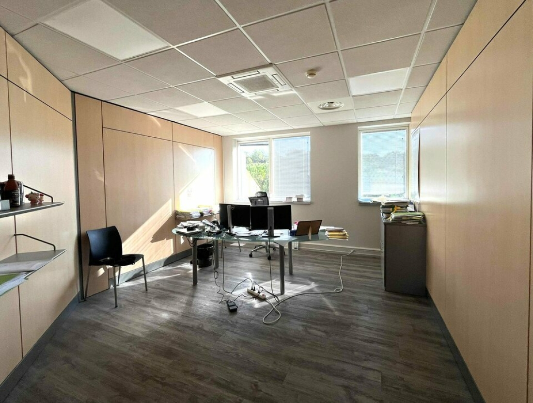 Photo 10 – location bureaux	VALBONNE (06560)