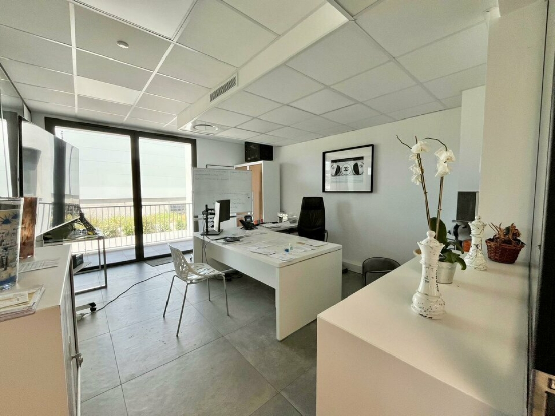 Photo 5 – vente bureaux	FREJUS (83600)