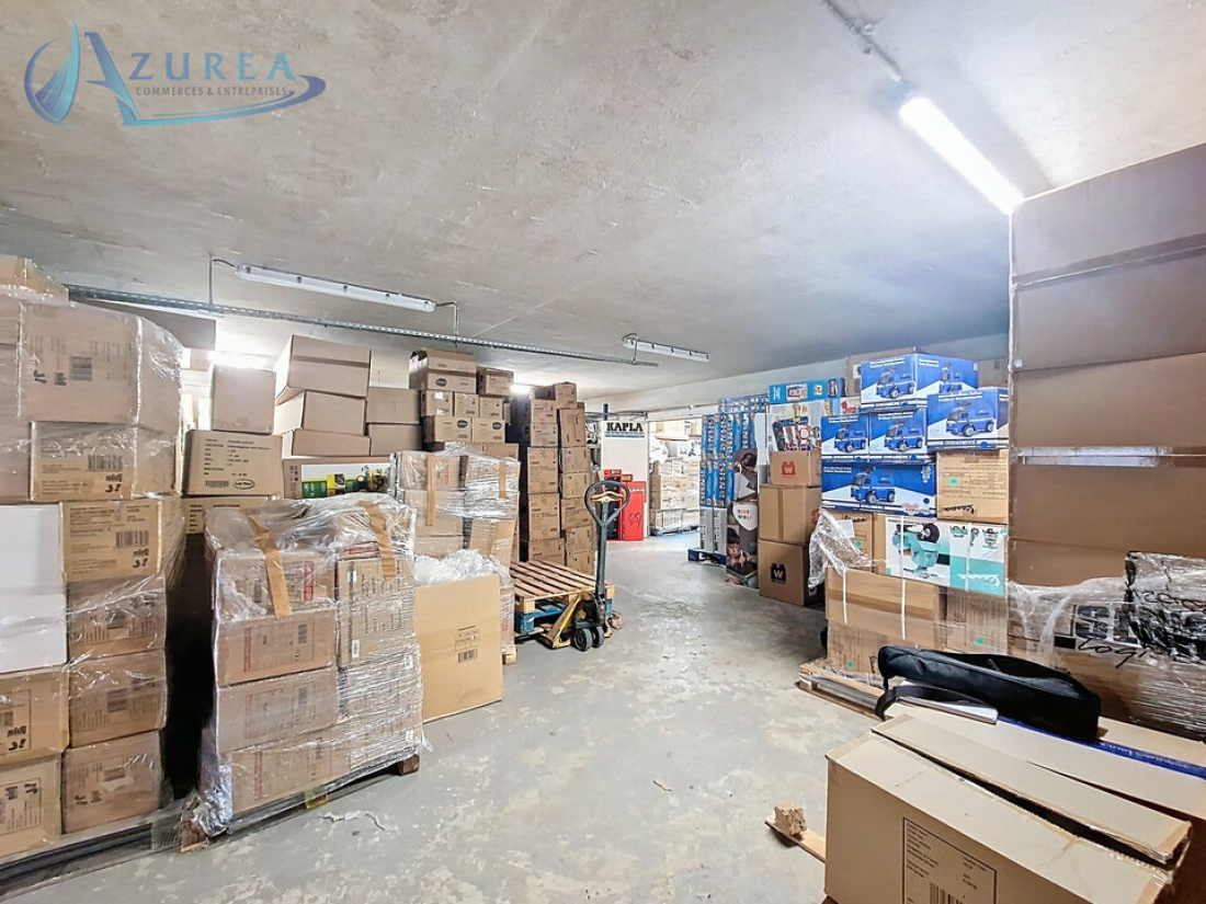 Photo 2 – vente Entrepôts / activités	ANTIBES (06600)