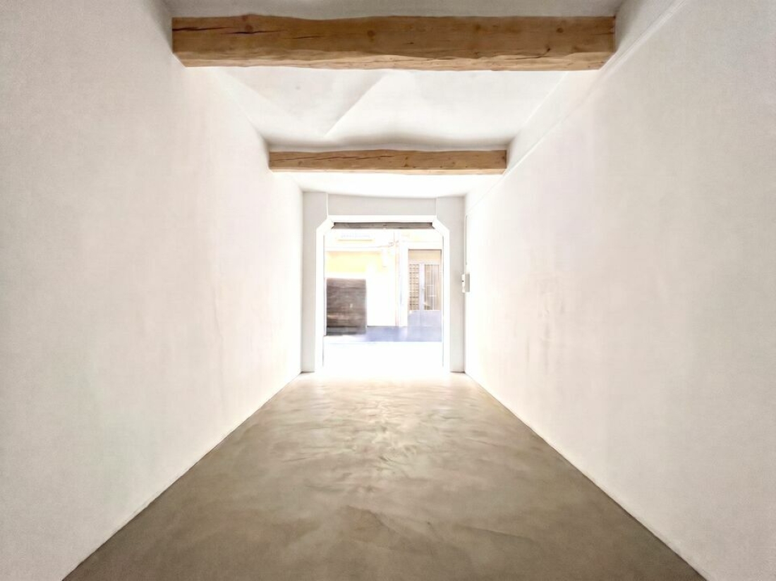 Photo 1 – location Locaux commerciaux	NICE (06300)