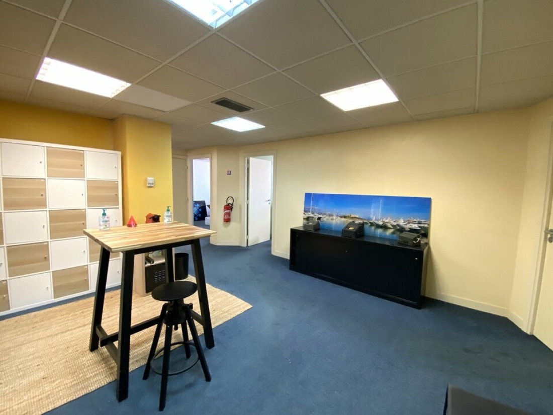 Photo 1 – location bureaux	ANTIBES (06600)