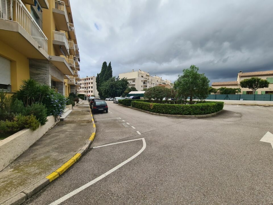 Photo 8 – location bureaux	CAGNES SUR MER (06800)