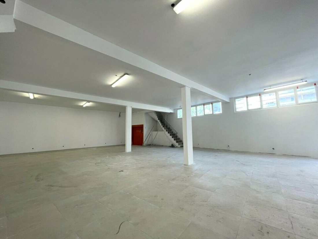 Photo 4 – vente Entrepôts / activités	NICE (06300)