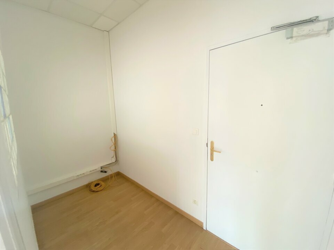 Photo 3 – location bureaux	MOUANS SARTOUX (06370)