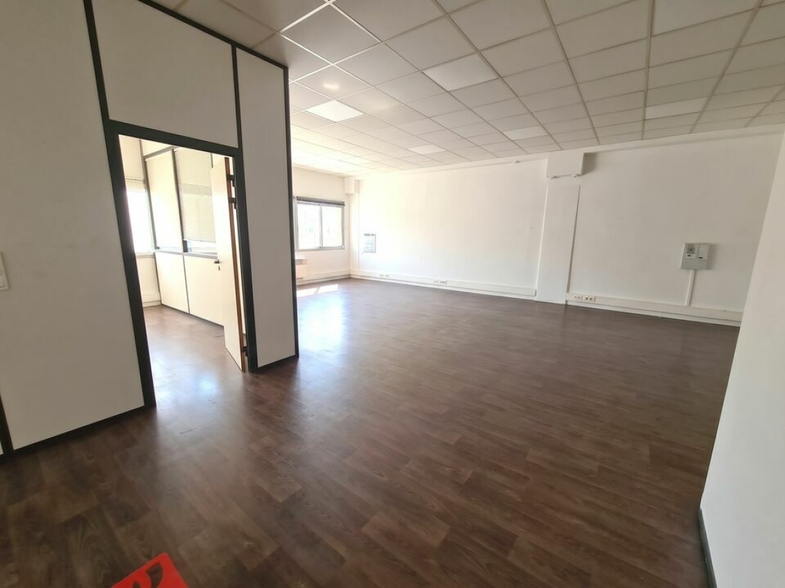 Photo 5 – location bureaux	NICE (06200)