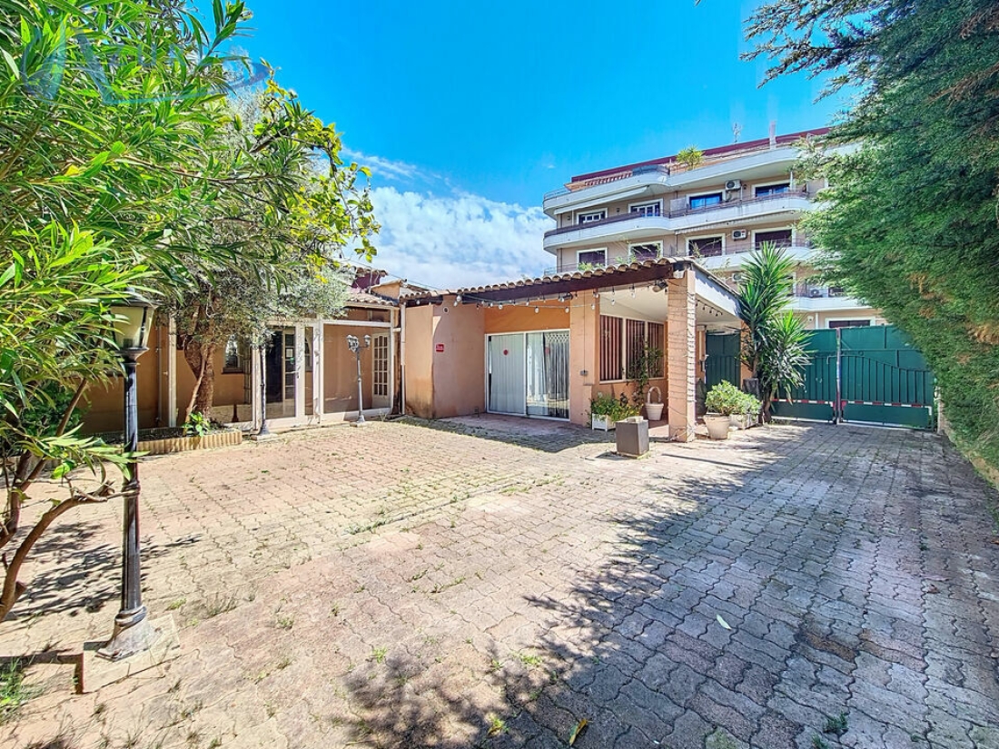 Photo 1 – vente Locaux commerciaux	CAGNES-SUR-MER (06800)