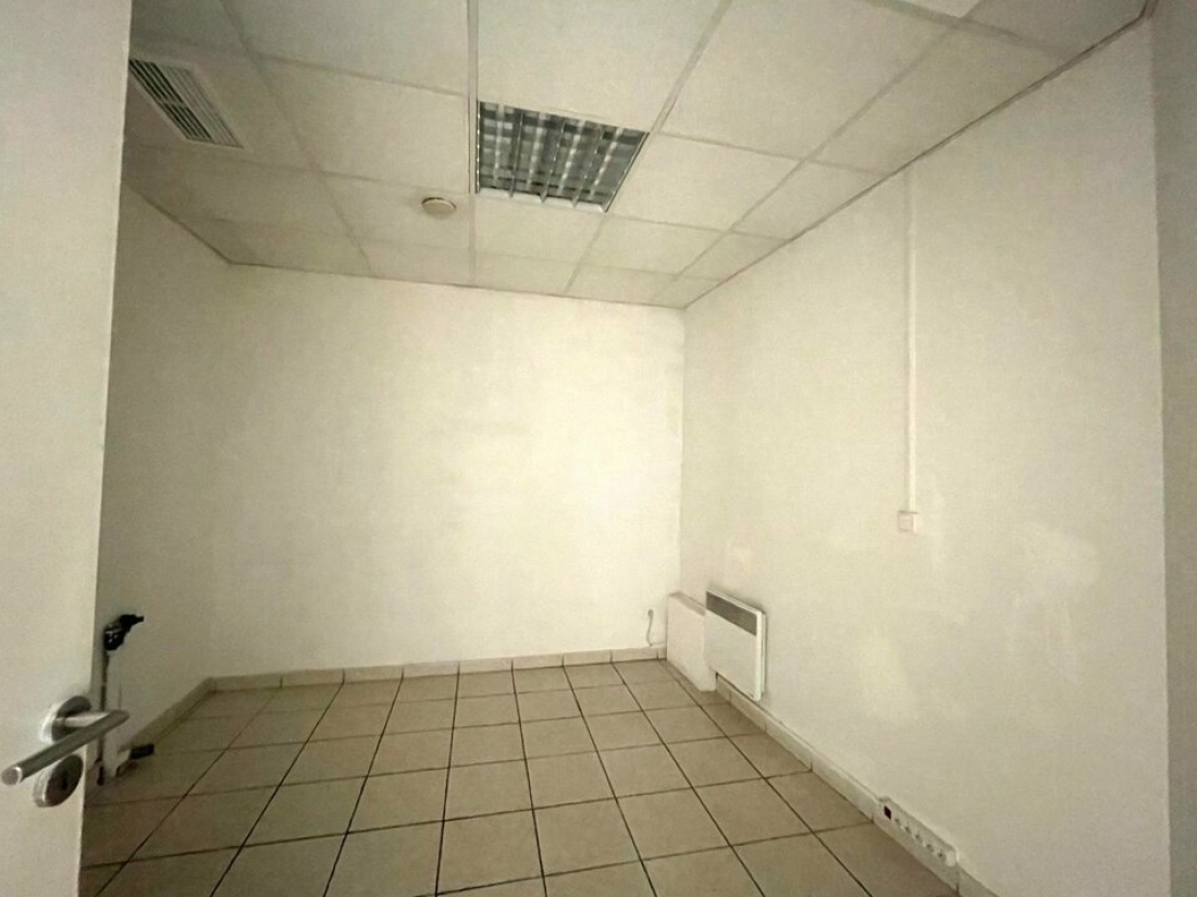 Photo 7 – location bureaux	CAGNES SUR MER (06800)