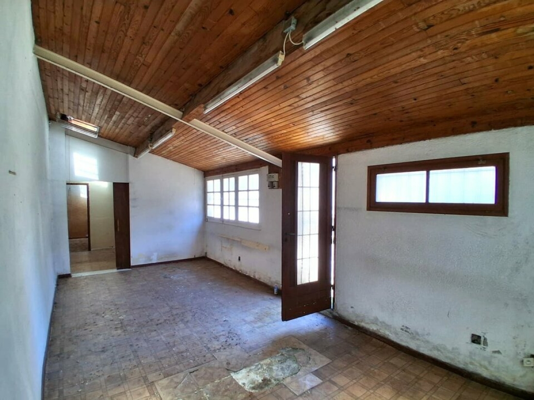 Photo 5 – location Entrepôts / activités	ANTIBES (06600)