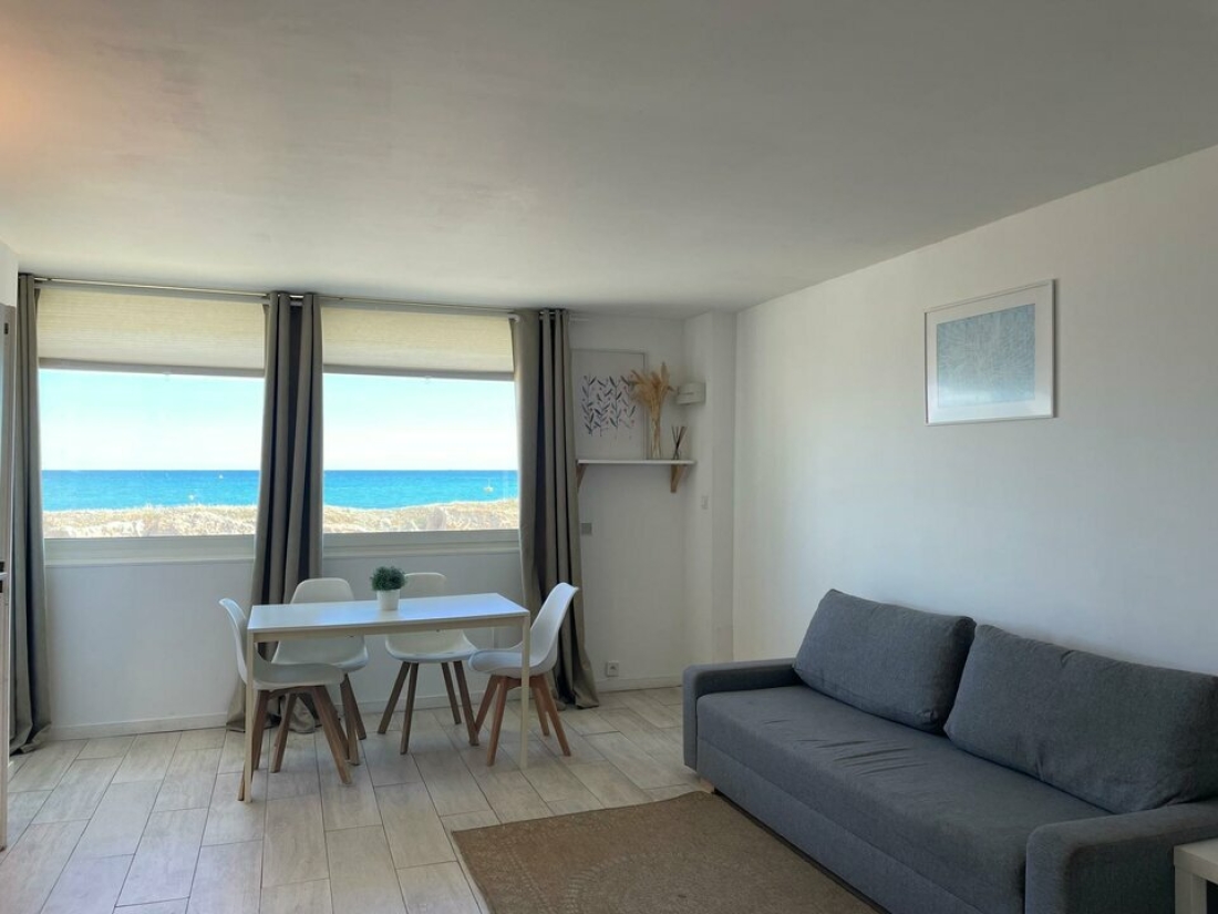 Photo 1 – location Locaux commerciaux	VILLENEUVE LOUBET (06270)