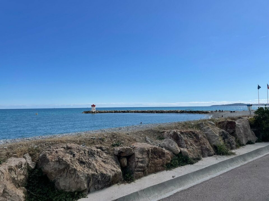 Photo 8 – location Locaux commerciaux	VILLENEUVE LOUBET (06270)