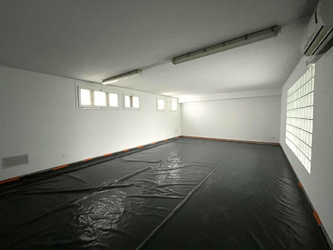 Photo 9 – vente bureaux	SAINT RAPHAEL (83700)