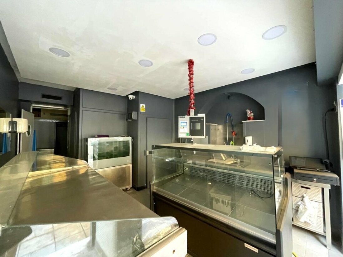 Photo 3 – vente Locaux commerciaux	 (06300)