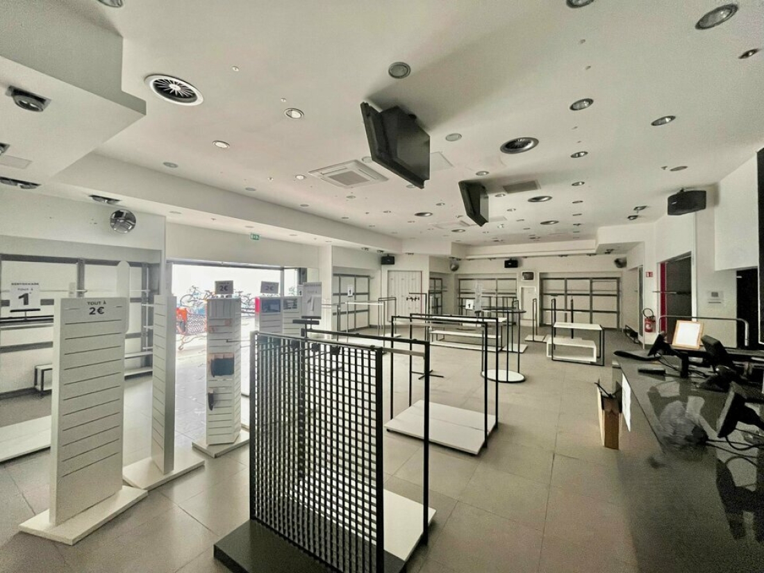 Photo 2 – location Locaux commerciaux	BRIGNOLES (83170)