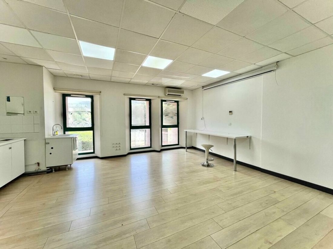 Photo 1 – location bureaux	MANDELIEU LA NAPOULE (06210)