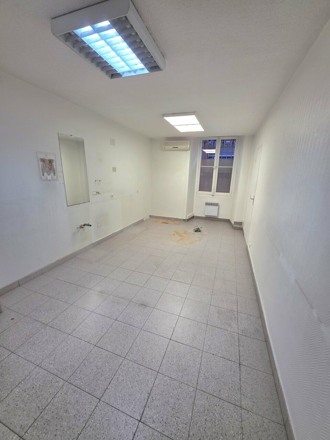 Photo 5 – location Locaux commerciaux	NICE (06000)