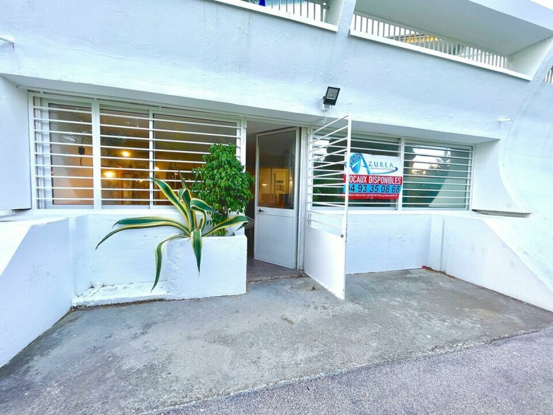 Photo 1 – location Locaux commerciaux	VILLENEUVE LOUBET (06270)