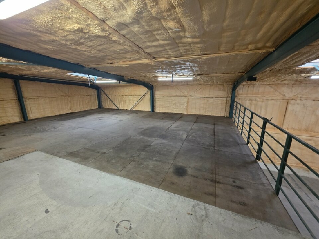 Photo 4 – location Entrepôts / activités	CARROS (06510)