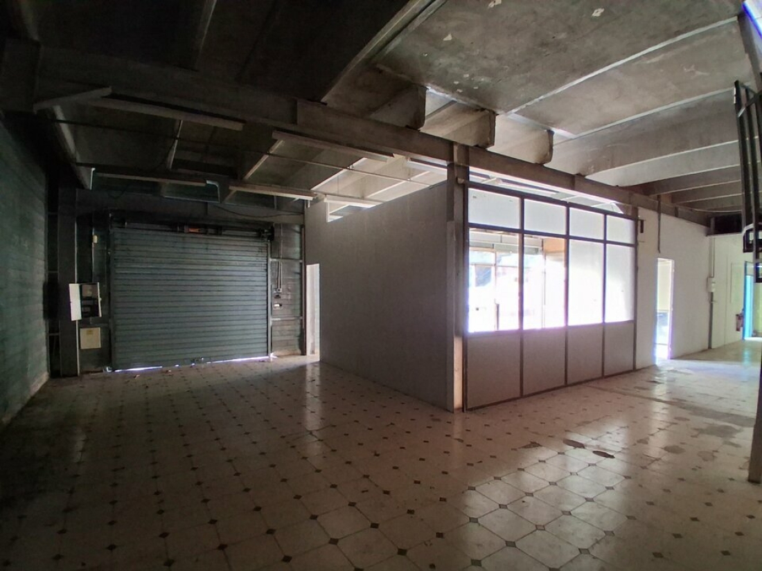 Photo 8 – location Locaux commerciaux	SAINT-JEANNET (06640)