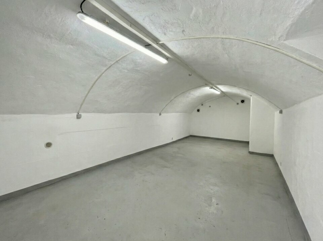 Photo 5 – location Locaux commerciaux	FREJUS (83600)