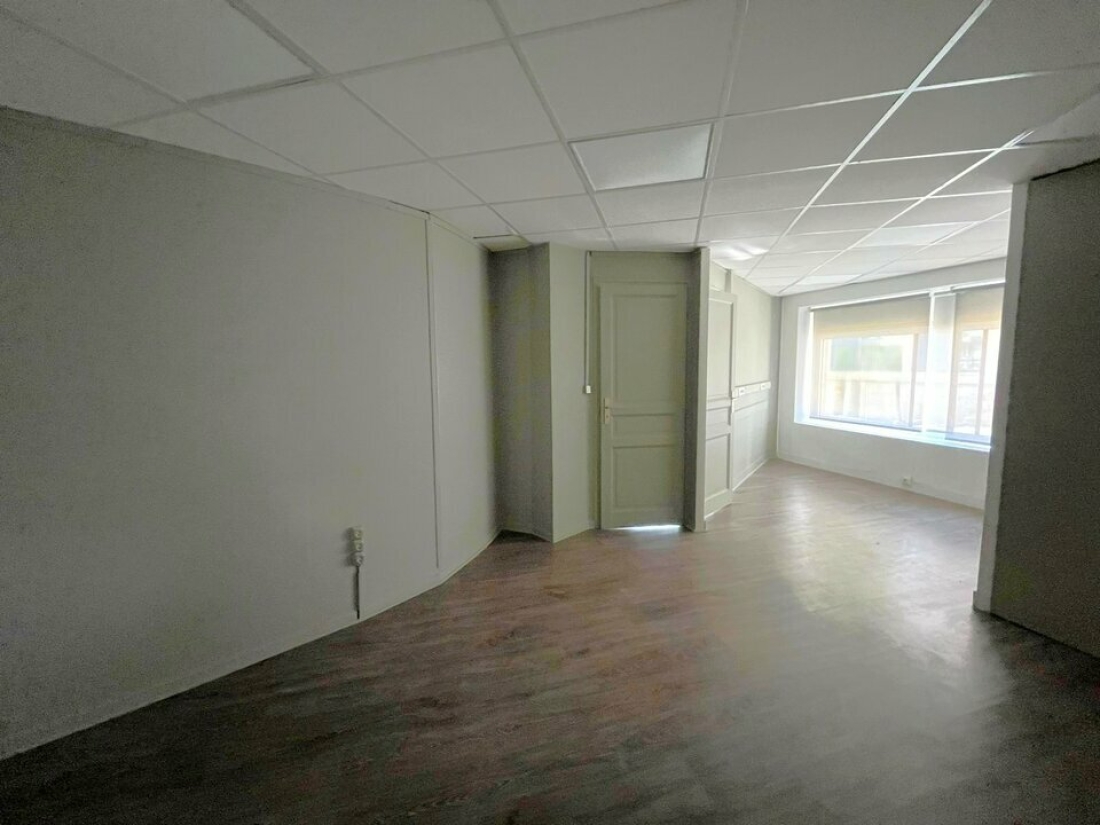 Photo 5 – vente Locaux commerciaux	SAINT RAPHAEL (83700)