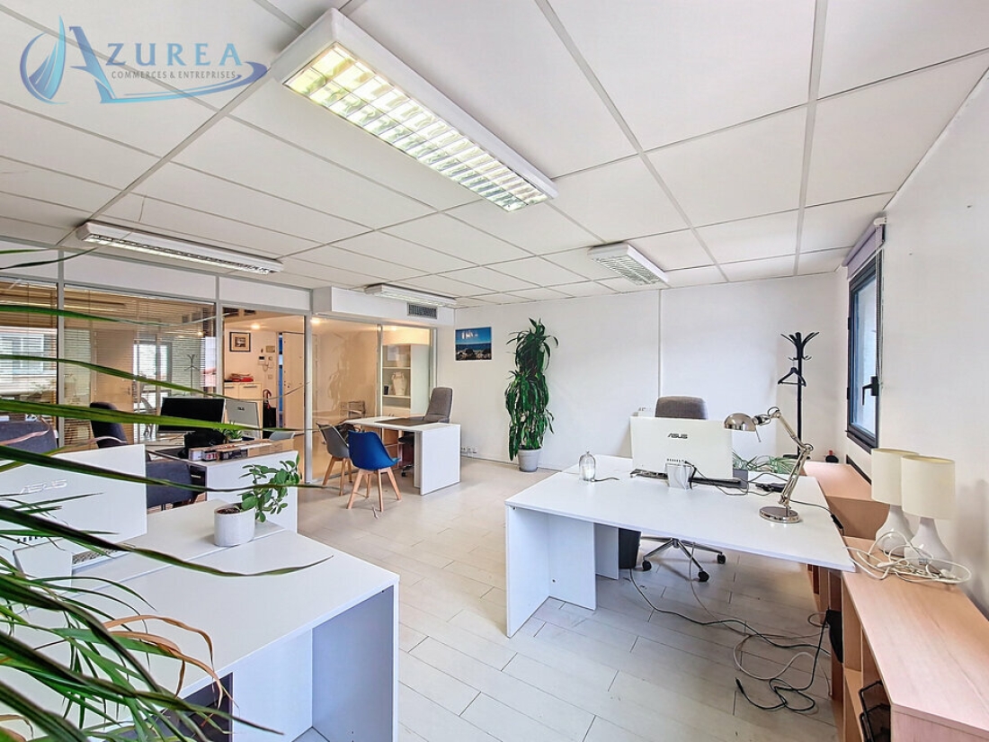 Photo 1 – location bureaux	CANNES (06400)